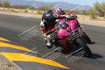 media/Oct-08-2022-SoCal Trackdays (Sat) [[1fc3beec89]]/Turn 7 Inside (145pm)/